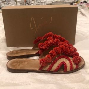 Joie Pom Pom flats with box